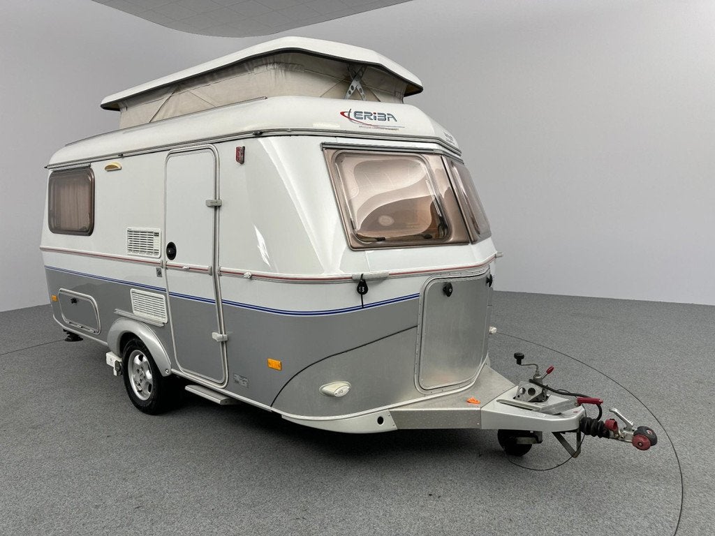 Eriba Touring Triton 420 GT, Tot en met 2, 4 tot 5 meter, 500 - 750 kg, Eriba