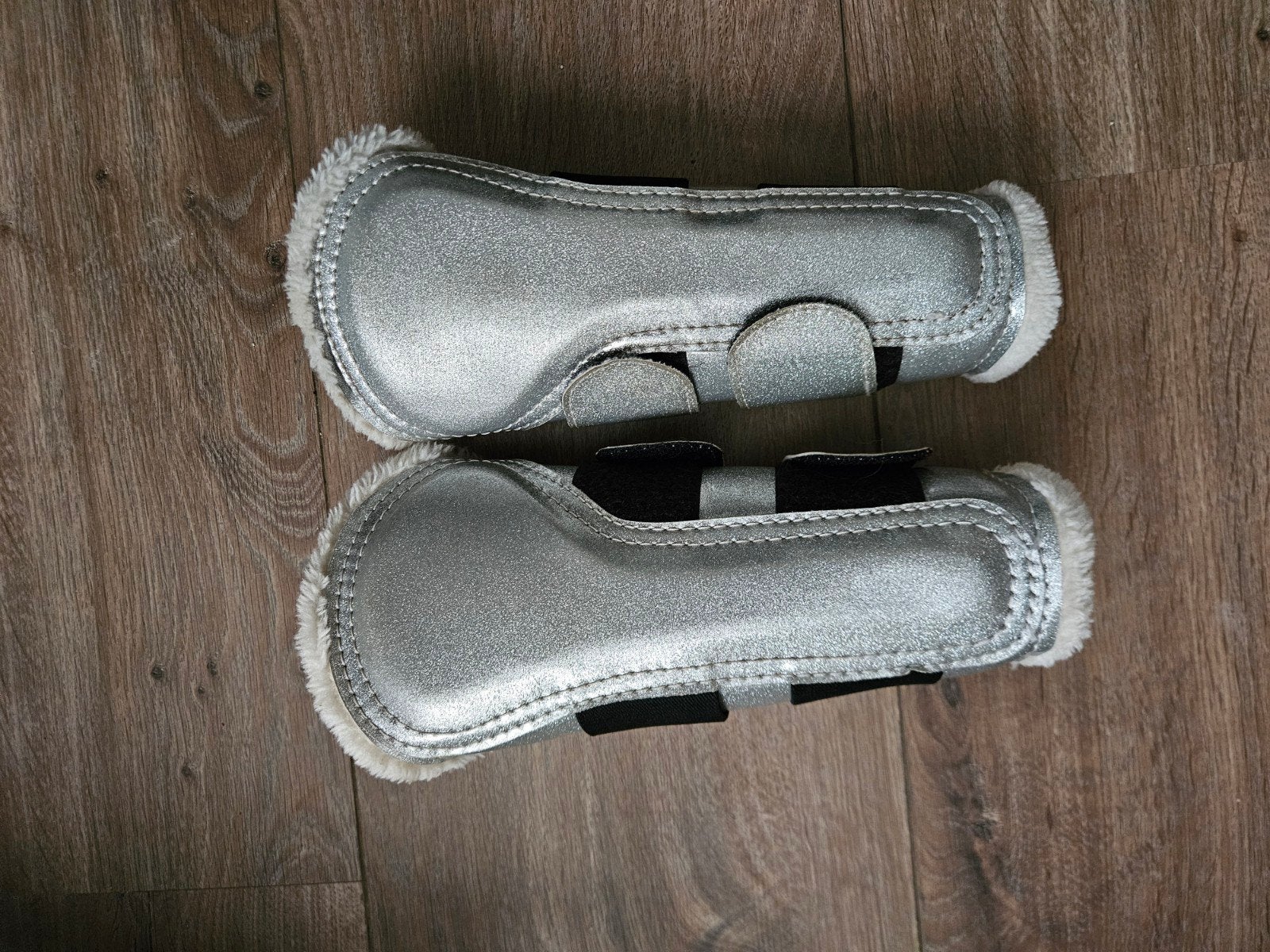 Glitter beenbeschermer, mt S, Dieren en Toebehoren, Klittenbandsluiting, Ophalen of Verzenden, Zo goed als nieuw, Beenbeschermers