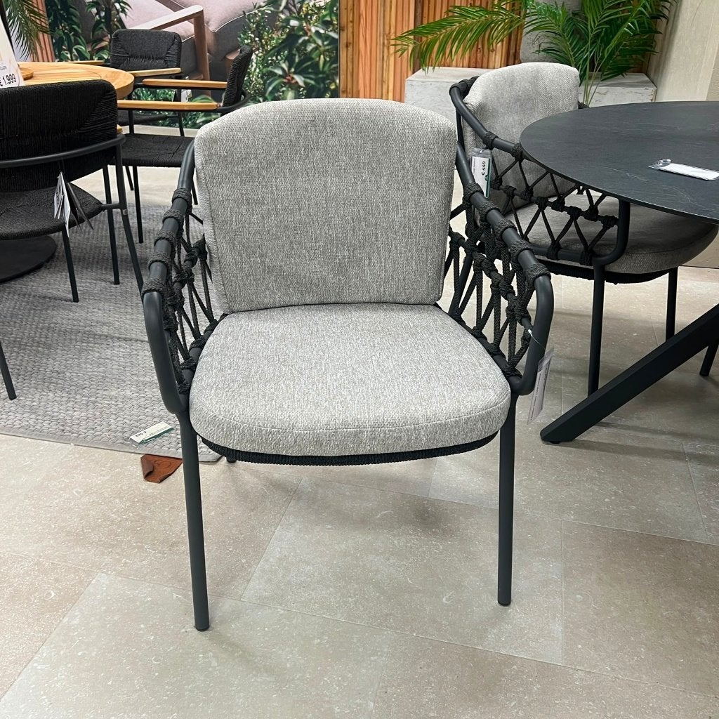 Calpi Tuinset | Showroommodel, Ophalen, 4 zitplaatsen, Gebruikt, Rvs