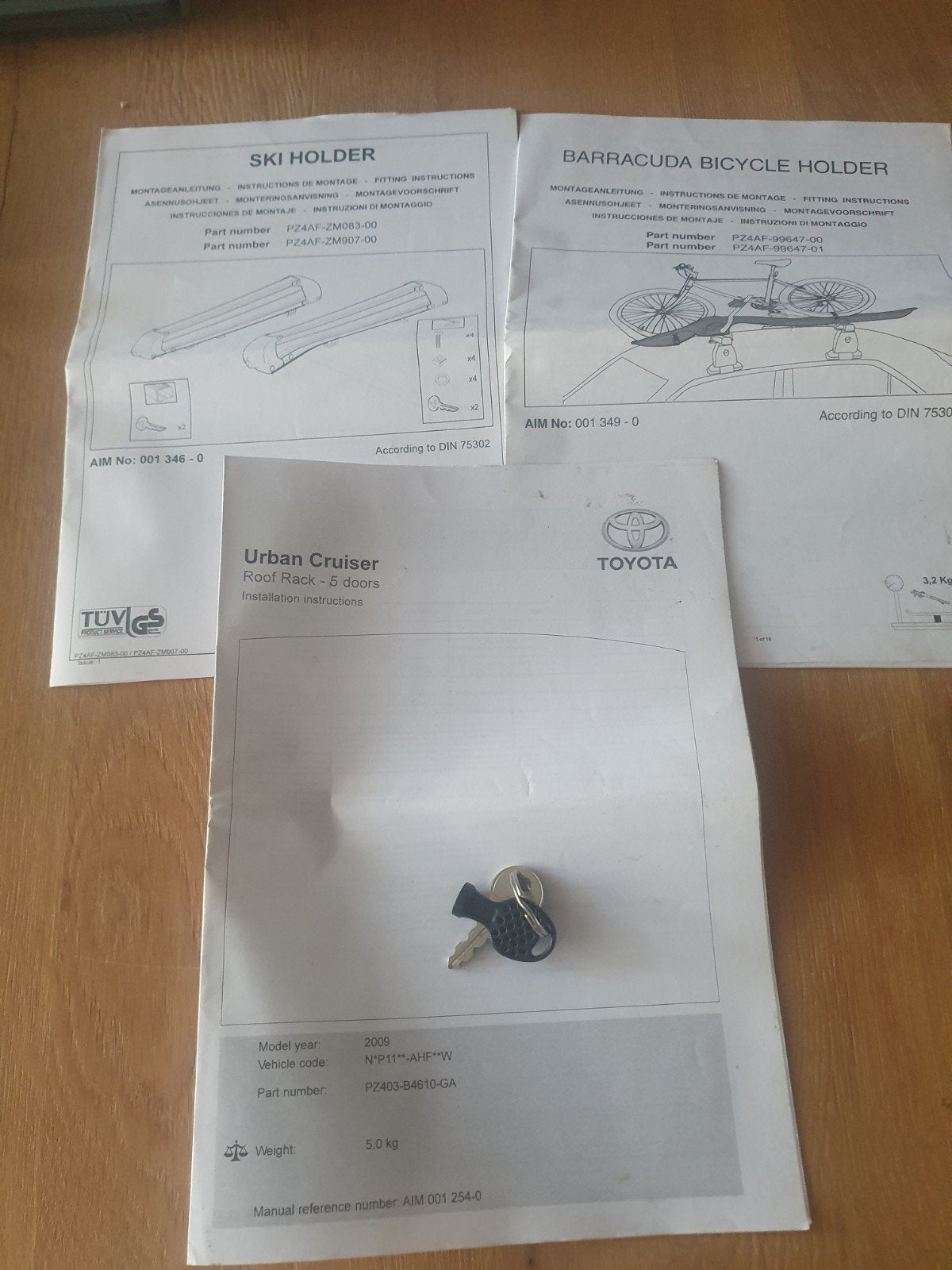 DAKDRAGERS ,FIETSBEUGEL , SKI HOUDERS TOYOTA URBAN CRUISER, Ophalen, Gebruikt