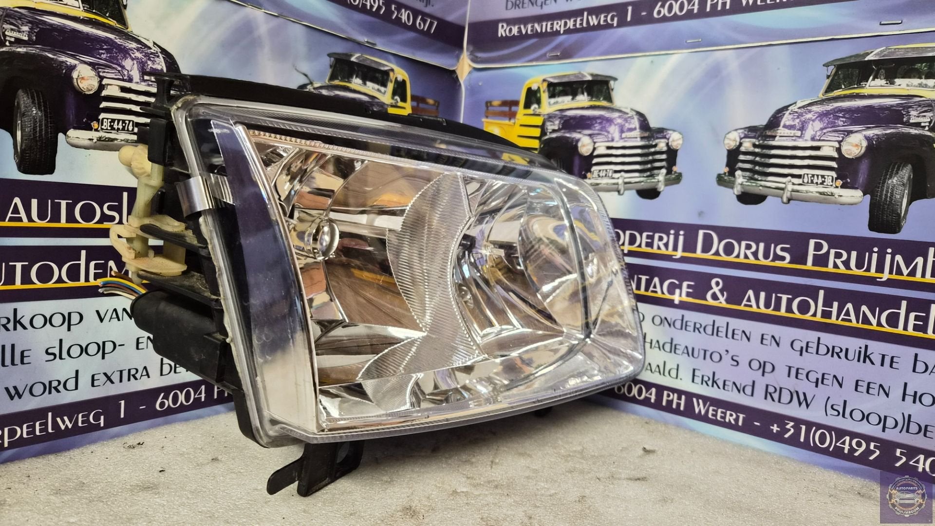 Volkswagen Polo III (6N2) Koplamp rechts 205965B, Gebruikt, Volkswagen, Volkswagen AG, Berliner Ring 2
38440  Wolfsburg, DE