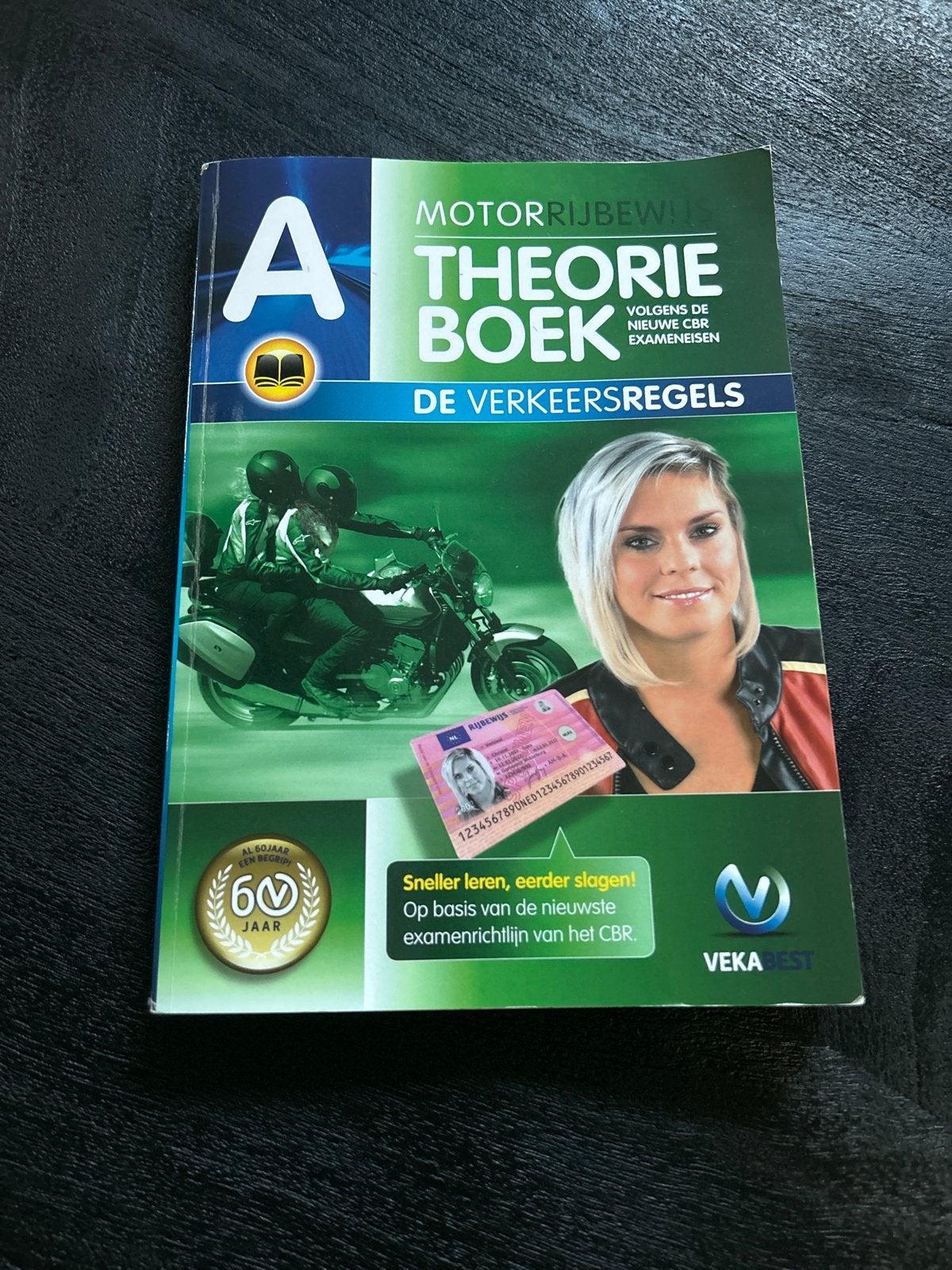 Motorrijbewijs theorieboek - Zo goed als nieuw, Boeken, Ophalen, Zo goed als nieuw