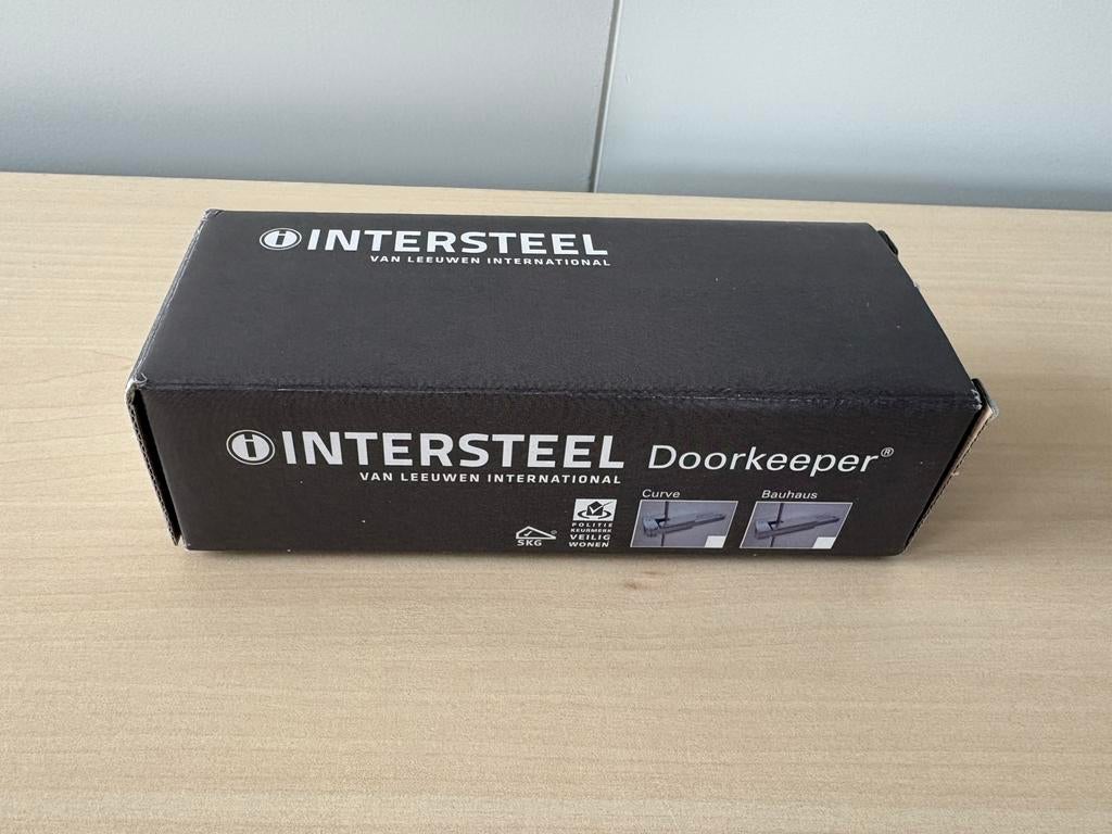 Nieuw! Intersteel kierstandhouder deur, Doe-het-zelf en Verbouw, Hang- en Sluitwerk, Ophalen of Verzenden, Nieuw