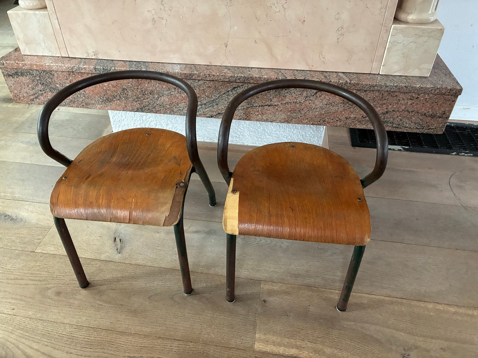 Vintage kinderstoelen (2 stuks) - hout en metaal, Ophalen of Verzenden