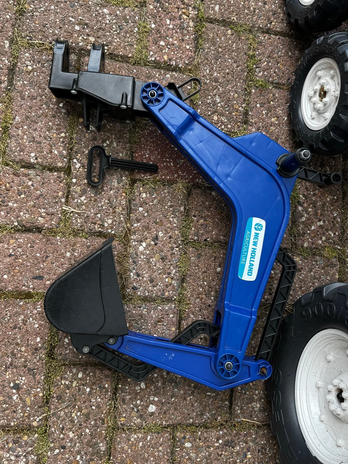 New Holland T7 traptractor met aanhanger en graafmachine, Ophalen, Gebruikt