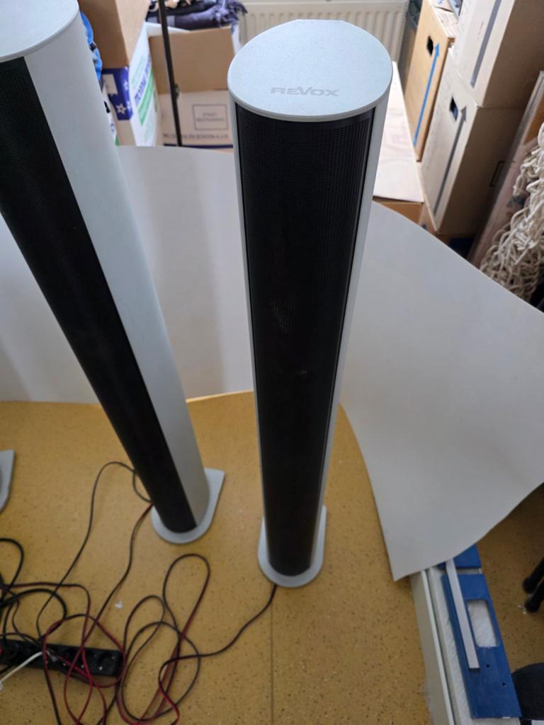 Revox luidsprekerset met Harman Kardon versterker en Sonos, Gebruikt, Complete surroundset, 120 watt of meer, Ophalen