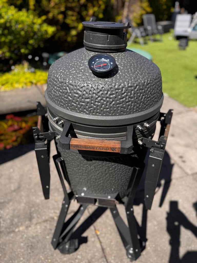The Bastard VX Medium Complete Kamado BBQ, Ophalen, Gebruikt, Met accessoires
