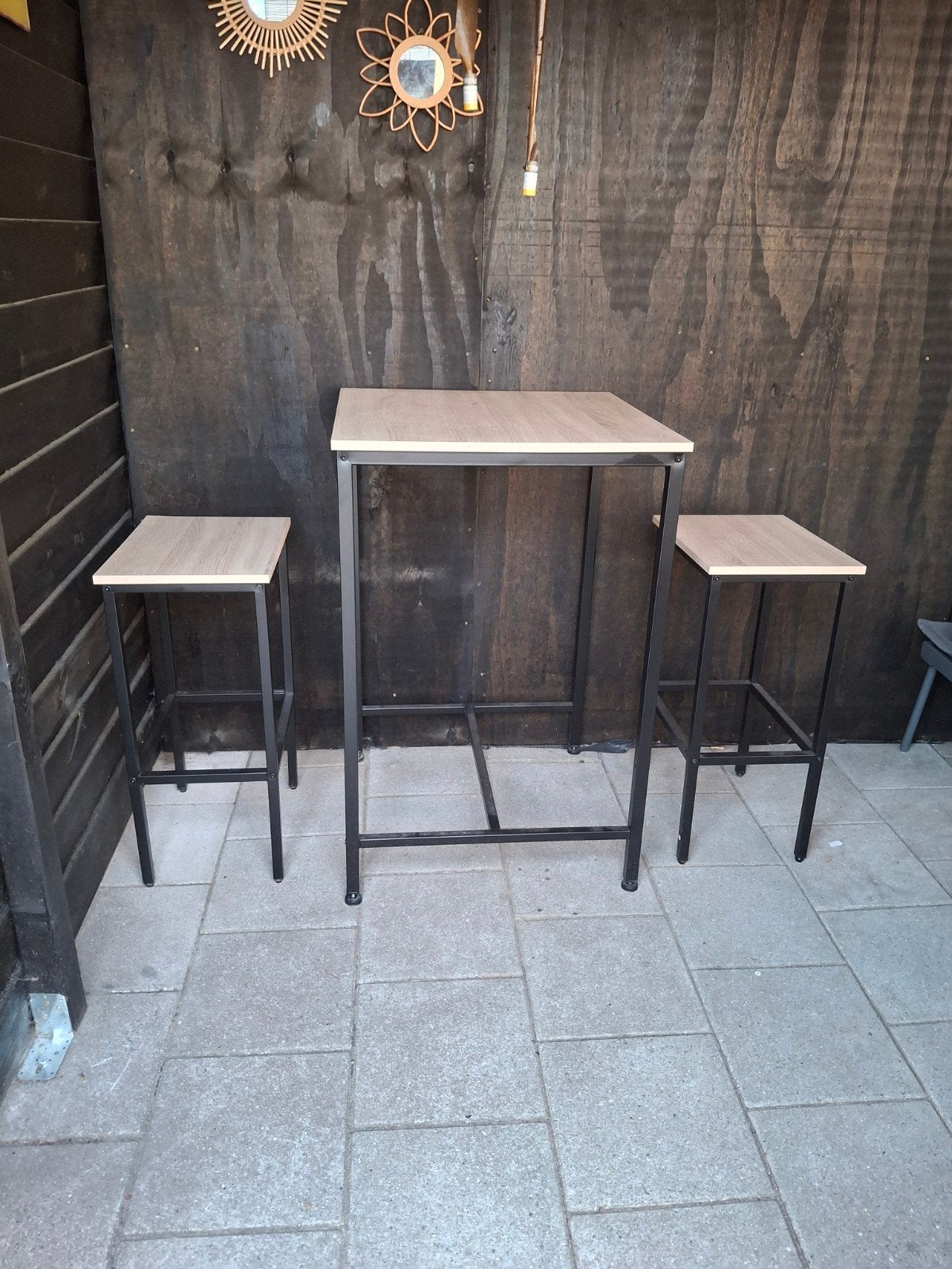 bartafel met krukken, Ophalen, Nieuw, Inclusief barstoelen