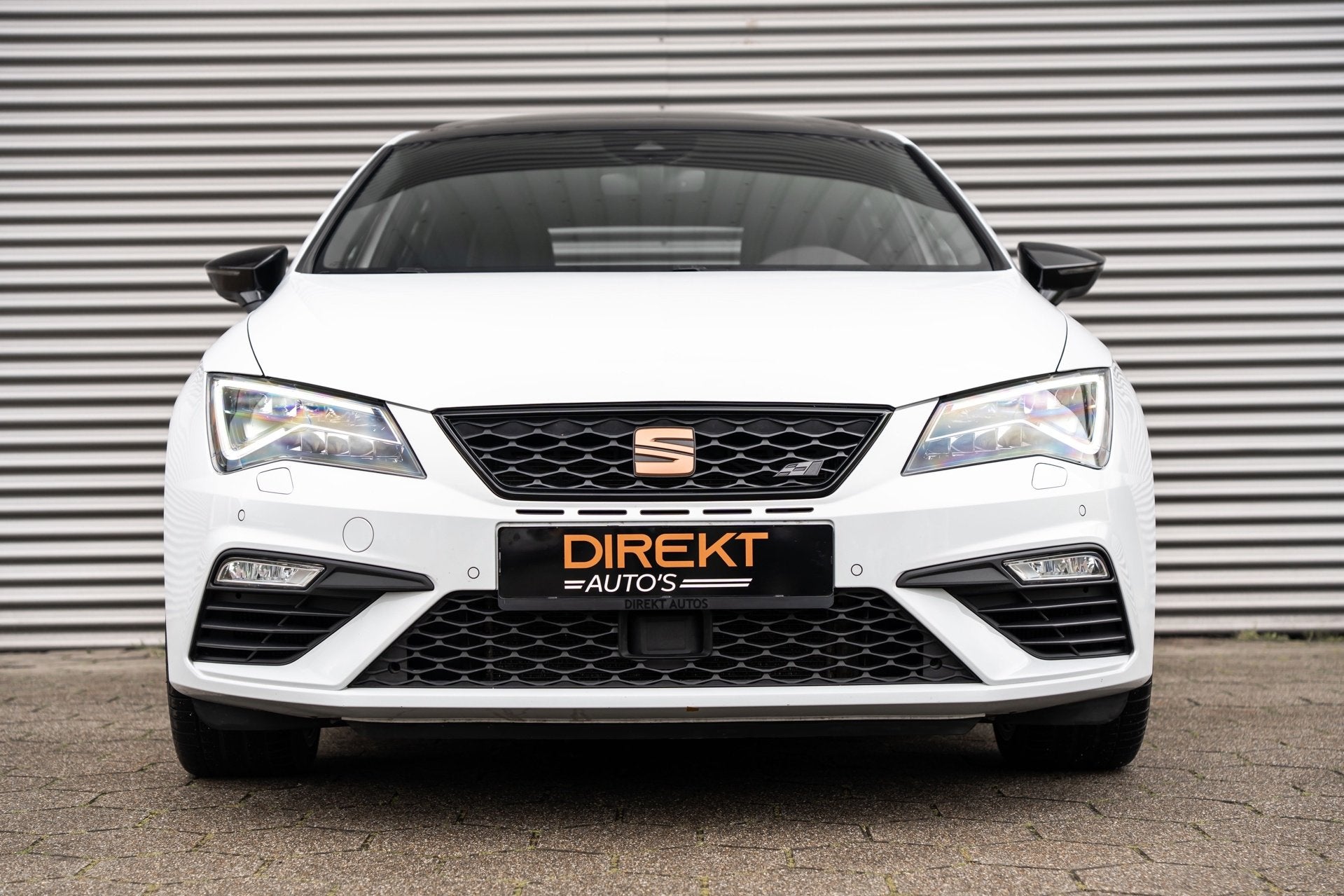 SEAT Leon 2.0 TSI CUPRA PANO BEATS VIRTUAL CAMERA 1 EIGENAAR, Auto's, Seat, 15 km/l, Gebruikt, Zwart, 4 cilinders