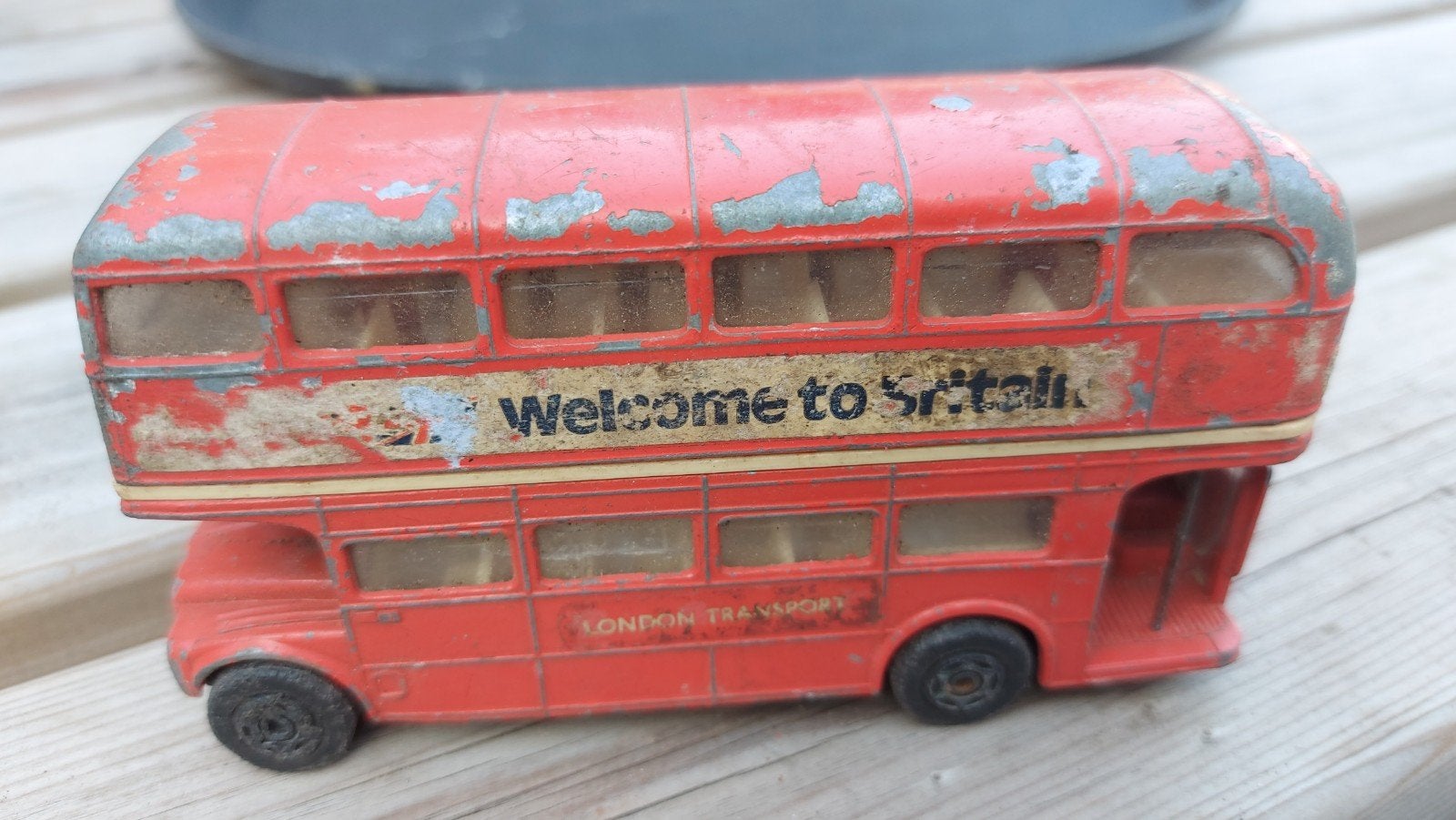 Vintage Corgi London Transport Routemaster bus, Ophalen of Verzenden, Gebruikt