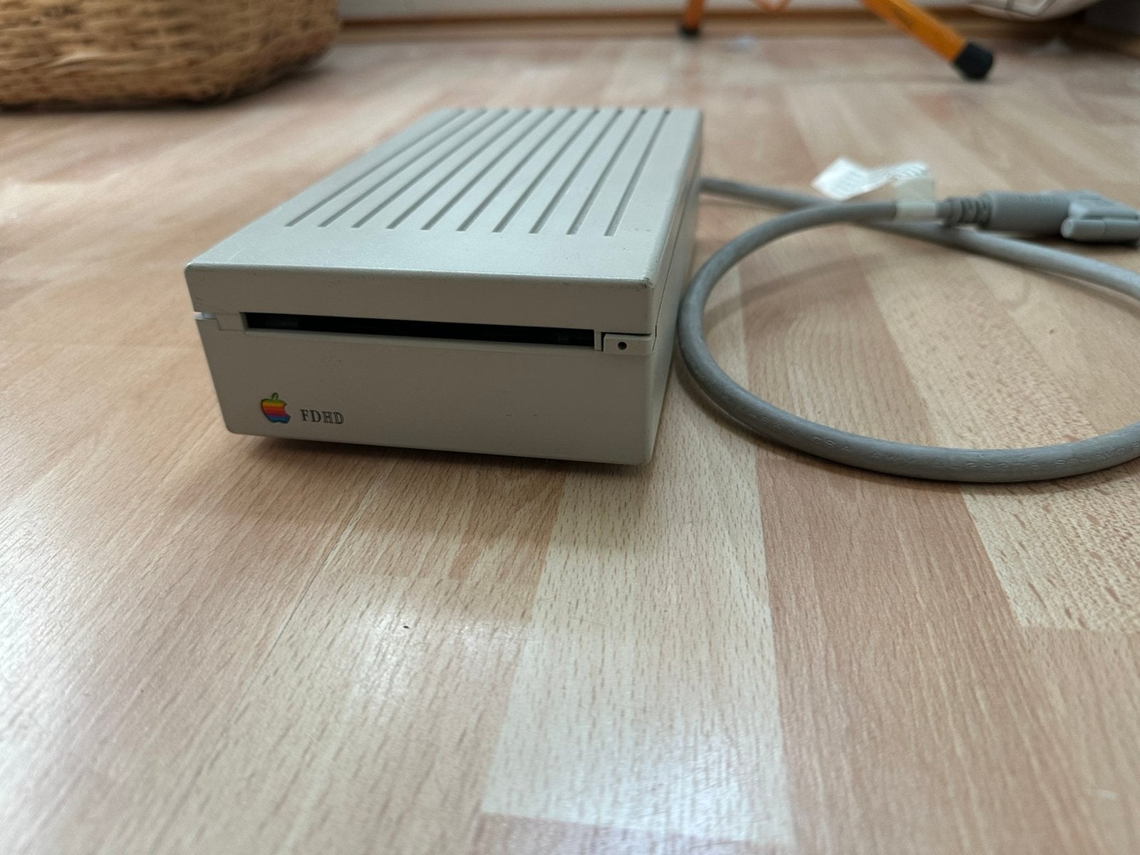 Apple FDHD floppy disk drive, Verzenden