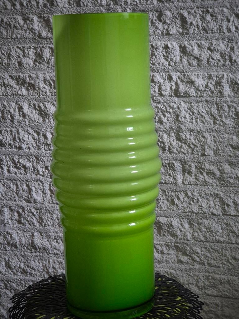 Lime groene glazen cilinder vaas 50 cm, Huis en Inrichting, Woonaccessoires | Vazen, Ophalen, Groen, Glas, Minder dan 50 cm