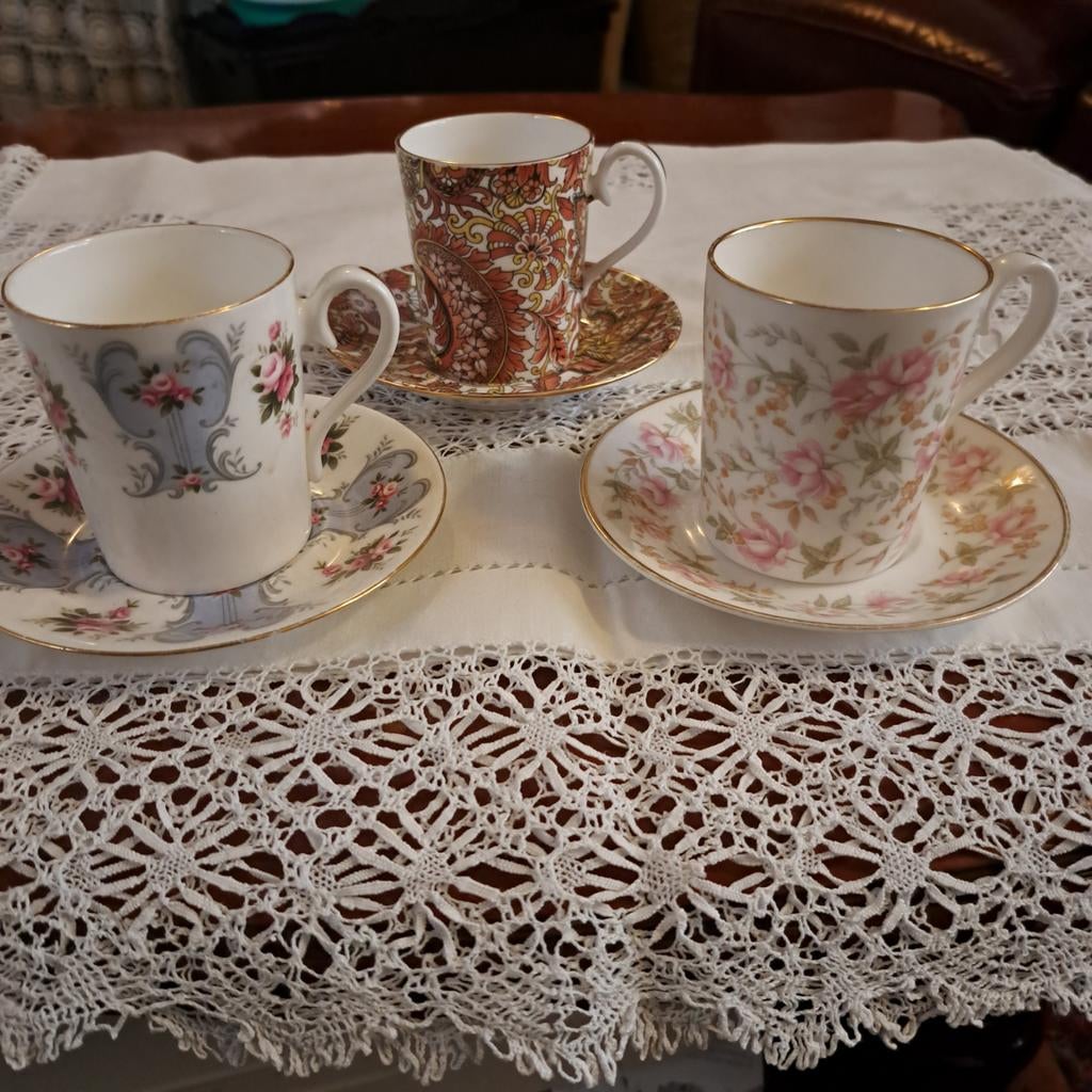 Royal Albert vintage kop en schotels fantasia pink brocade, Ophalen of Verzenden