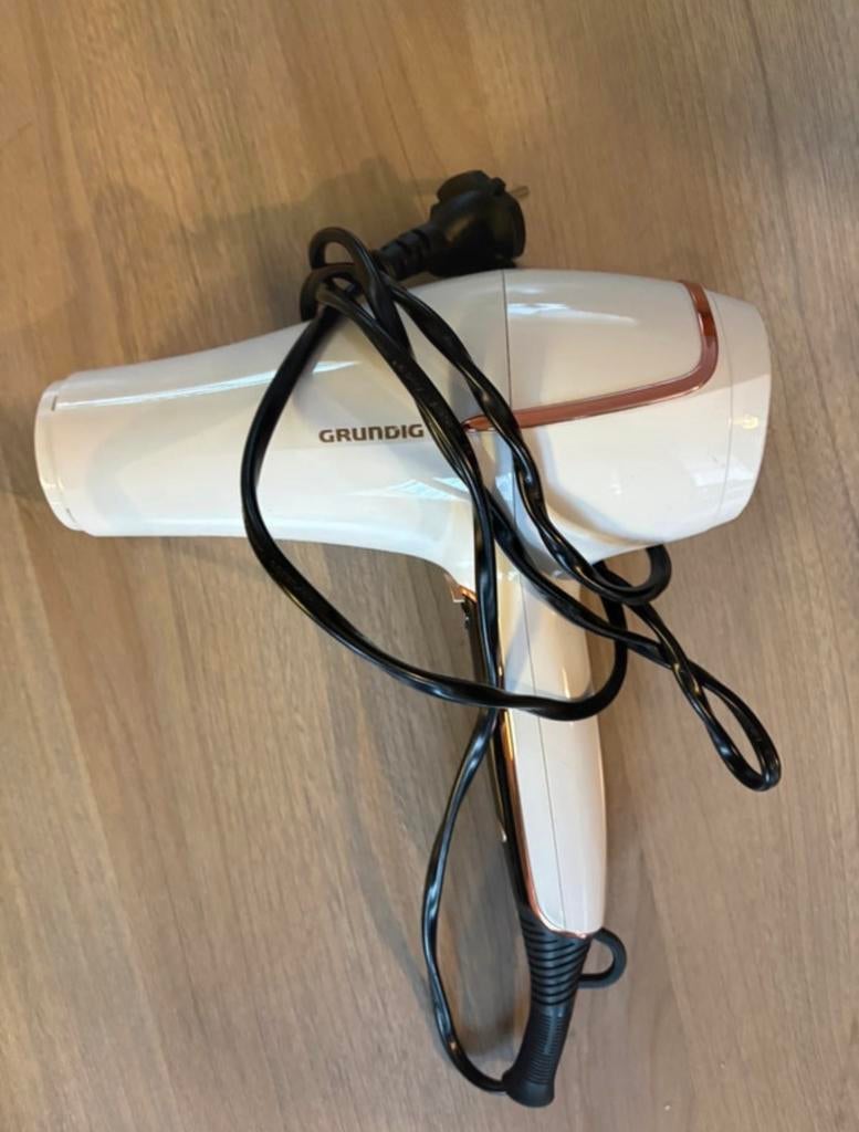 Grundig Föhn, Ophalen of Verzenden, Zo goed als nieuw, Föhn of Haardroger