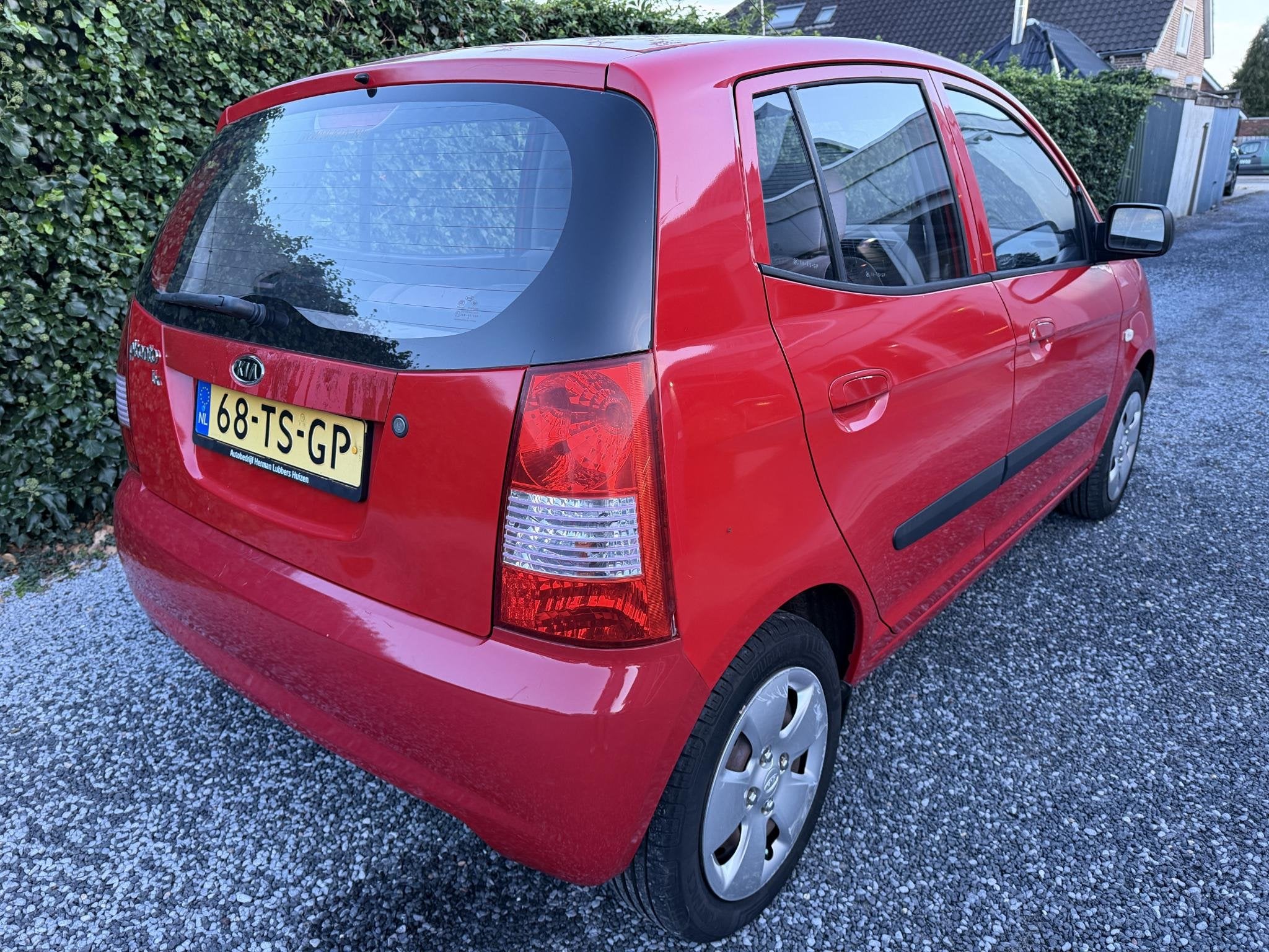 Kia Picanto 1.0 Light | Stuurbekrachtiging | Radio / CD | AP, Voorwielaandrijving, Stof, 4 cilinders, 61 pk