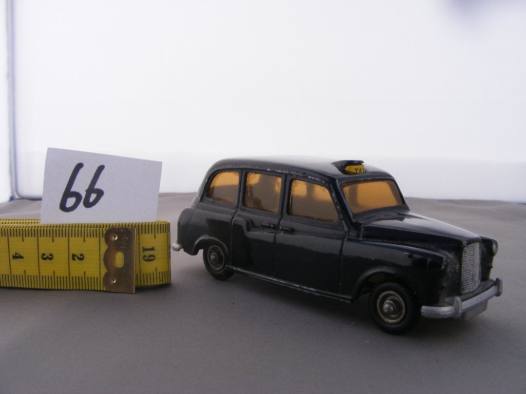 Austin fx4 london taxi cab budgie models 101 England (66), Ophalen of Verzenden, Zo goed als nieuw, Auto, Overige merken