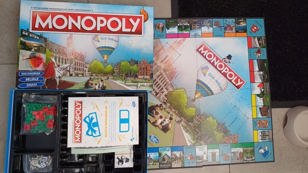 bordspel Monopoly Sint - Niklaas Monopolie Belgie fraai, Vijf spelers of meer, Ophalen of Verzenden, Nieuw, Monopoly