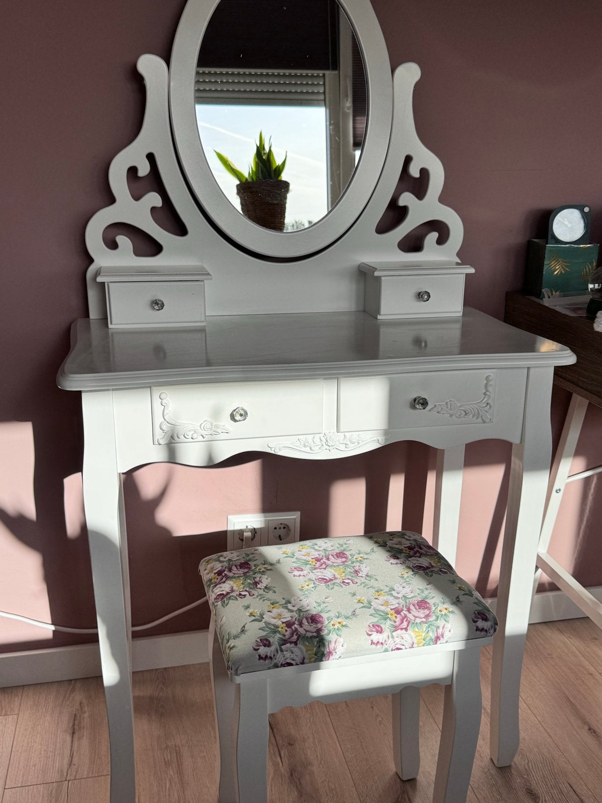 Witte kaptafel met spiegel en 4 laatjes, inclusief krukje, Ophalen, Gebruikt, 100 tot 150 cm, 50 tot 100 cm
