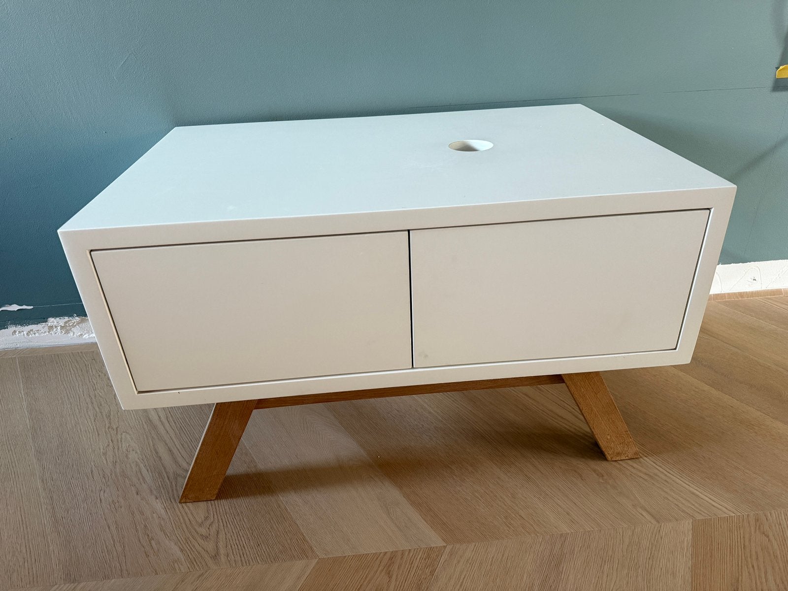 Televisiekastje 77x50cm en 46cm hoog - eiken + Ral9010, Ophalen, Modern / strak, 50 tot 100 cm, Zo goed als nieuw