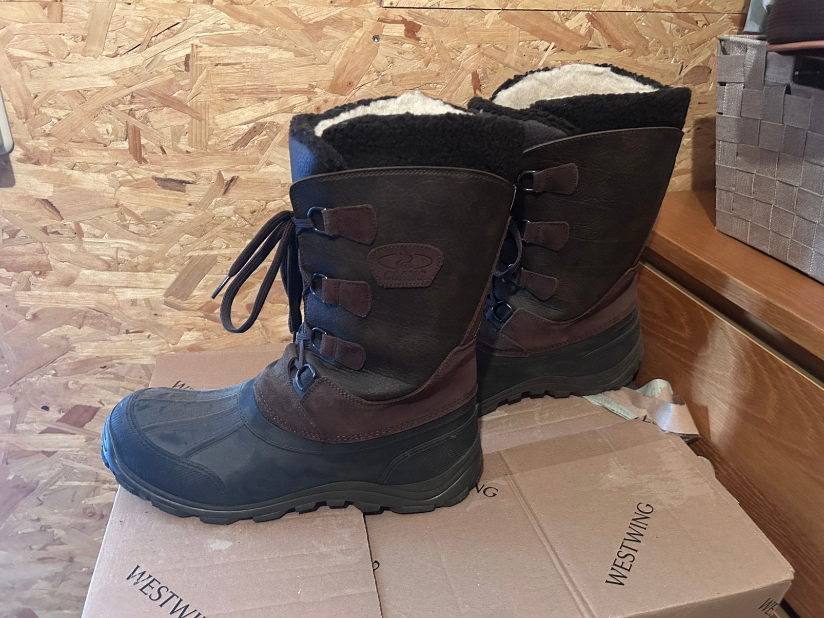 Sneeuwschoenen/snowboots, Kleding | Dames, Schoenen, Ophalen, Zo goed als nieuw, Zwart, Snowboots