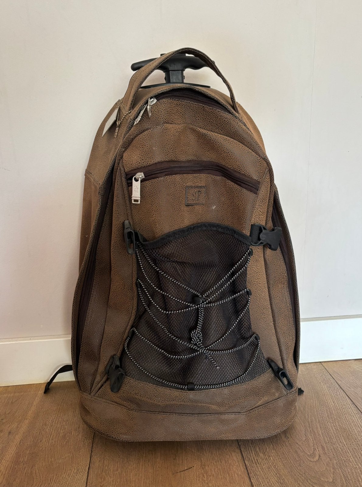 SF | Leren bruine rolkoffer / rugtas, Ophalen, 30 cm of meer, Gebruikt, Bruin