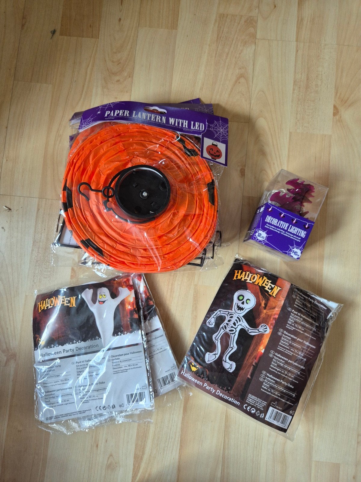 Nieuwe Halloween versiering: lampionnen, spoken en skeletten, Ophalen of Verzenden, Nieuw, Versiering, Halloween of Griezel