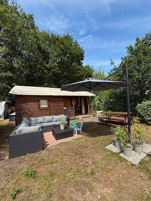 TE HUUR: KNUS TENTHUISJE AAN DUINRAND OP CAMPING BAKKUM, Vakantie, Internet, Aan zee, Landelijk