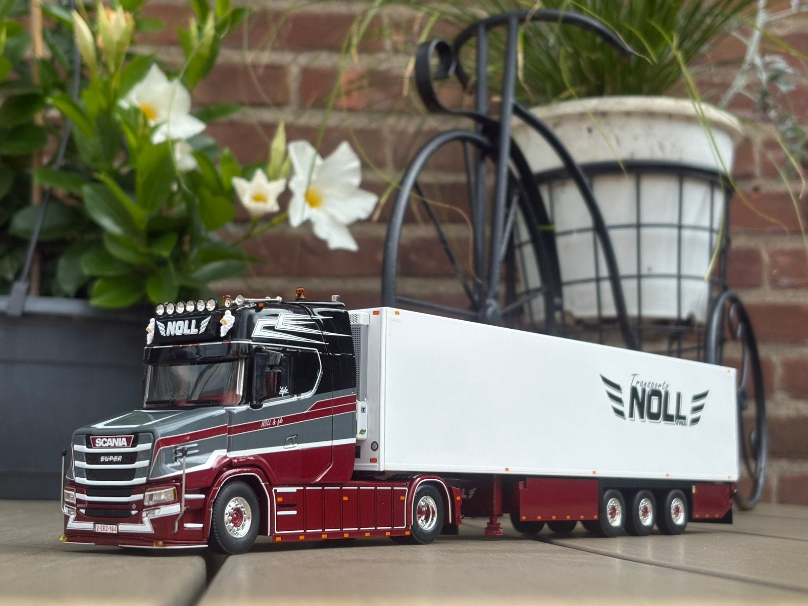 WSI Models Scania S 6x2 met Noll oplegger, Ophalen of Verzenden, Zo goed als nieuw, Bus of Vrachtwagen, Wsi