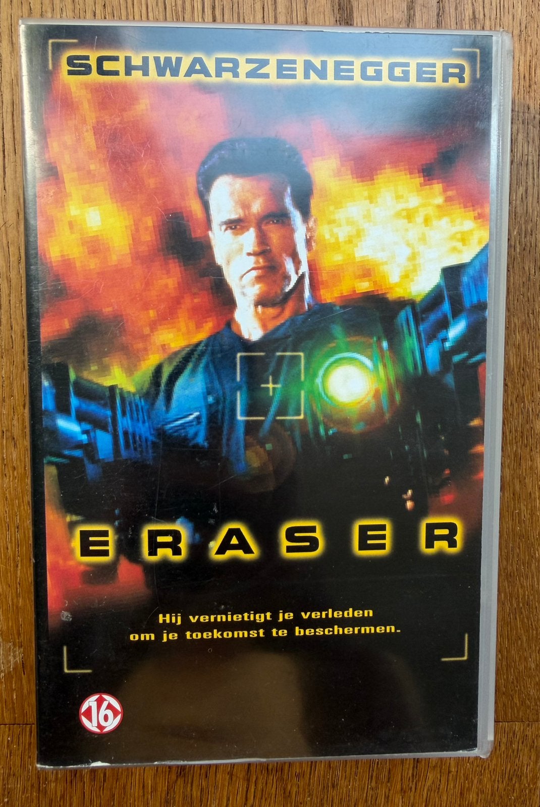 VHS videoband: Eraser, Verzenden, Gebruikt