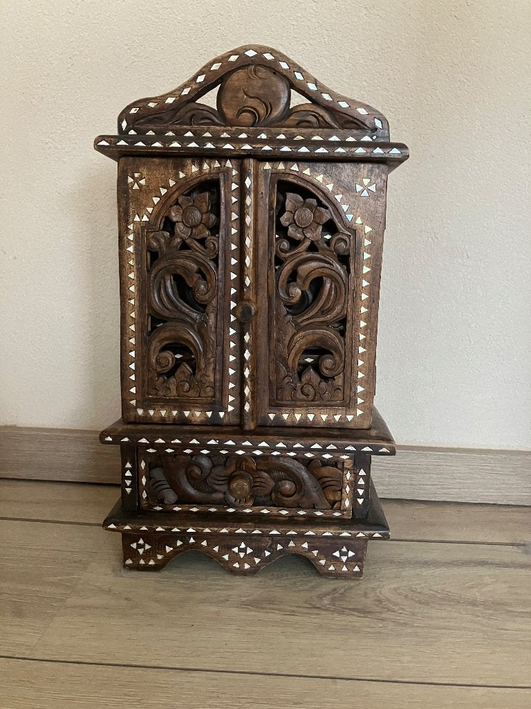 Indonesische houten juwelenkistje met parelmoer, Antiek en Kunst, Ophalen