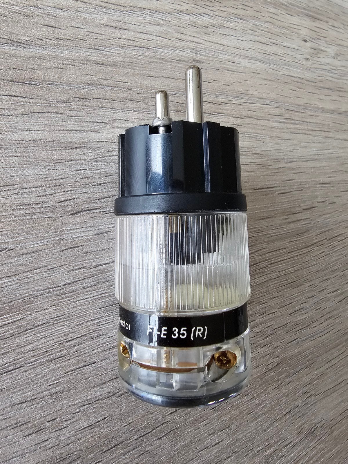 Furutech FI-E 35 (R) connector, Ophalen of Verzenden, Zo goed als nieuw, Minder dan 2 meter, Overige kabels
