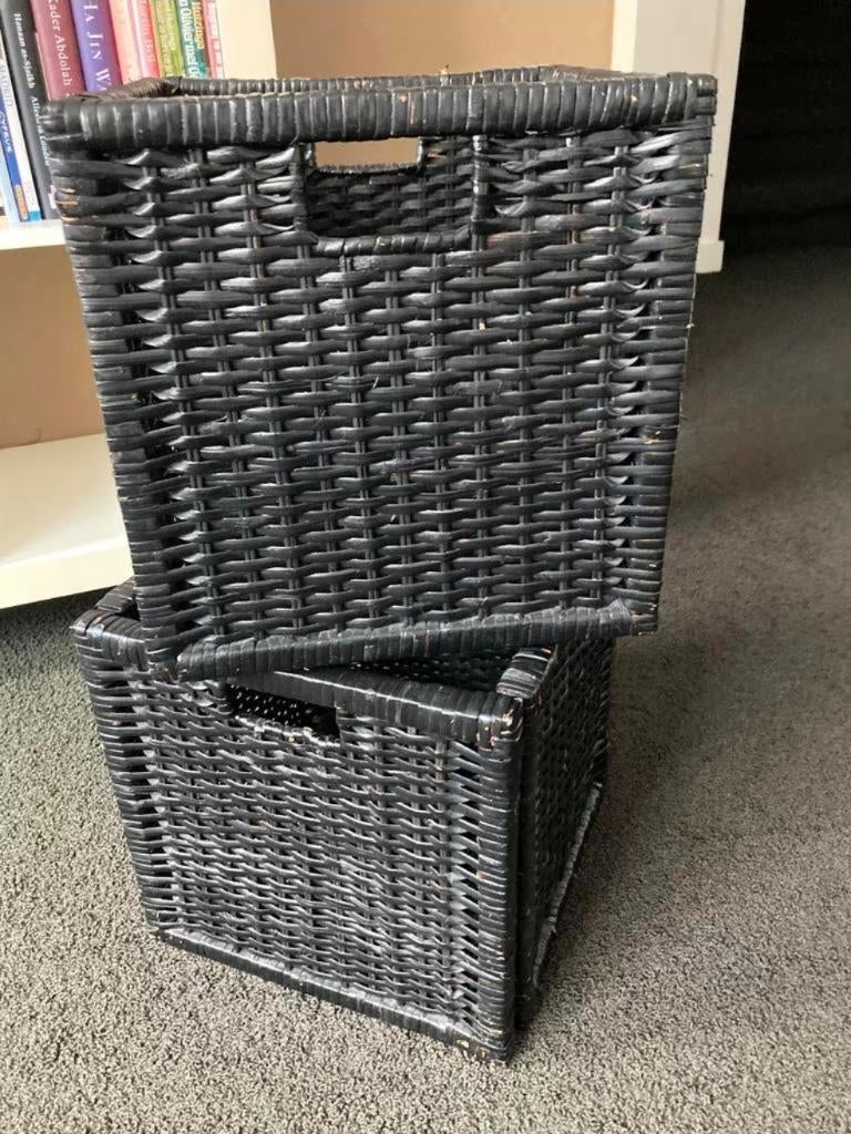 2x rieten rotan Branas manden bakken wit bruin grijs Ikea, Ophalen, Mand, Vierkant, Zo goed als nieuw
