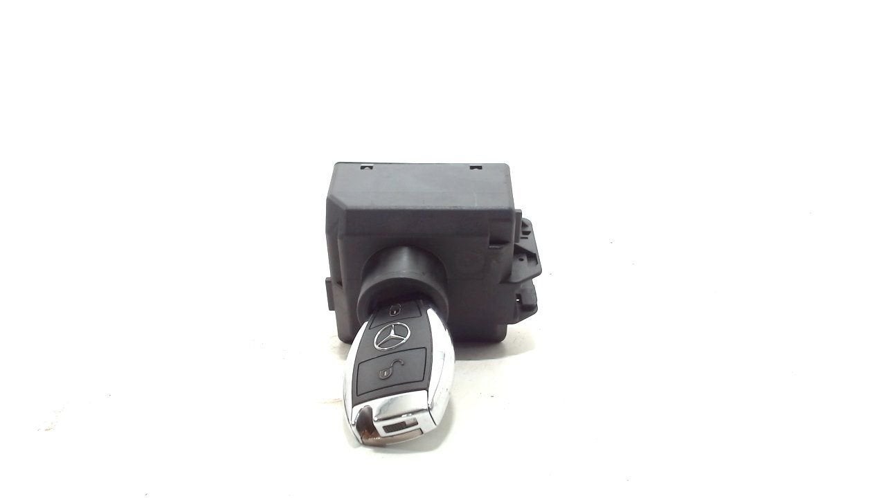 Contactslot + sleutel Mercedes-Benz A-Klasse, Onderdelen@venauto.nl, Van der Ven Autorecycling B.V., Gebruikt, Ettenseweg 76, 4706 PB Roosendaal, The Netherlands