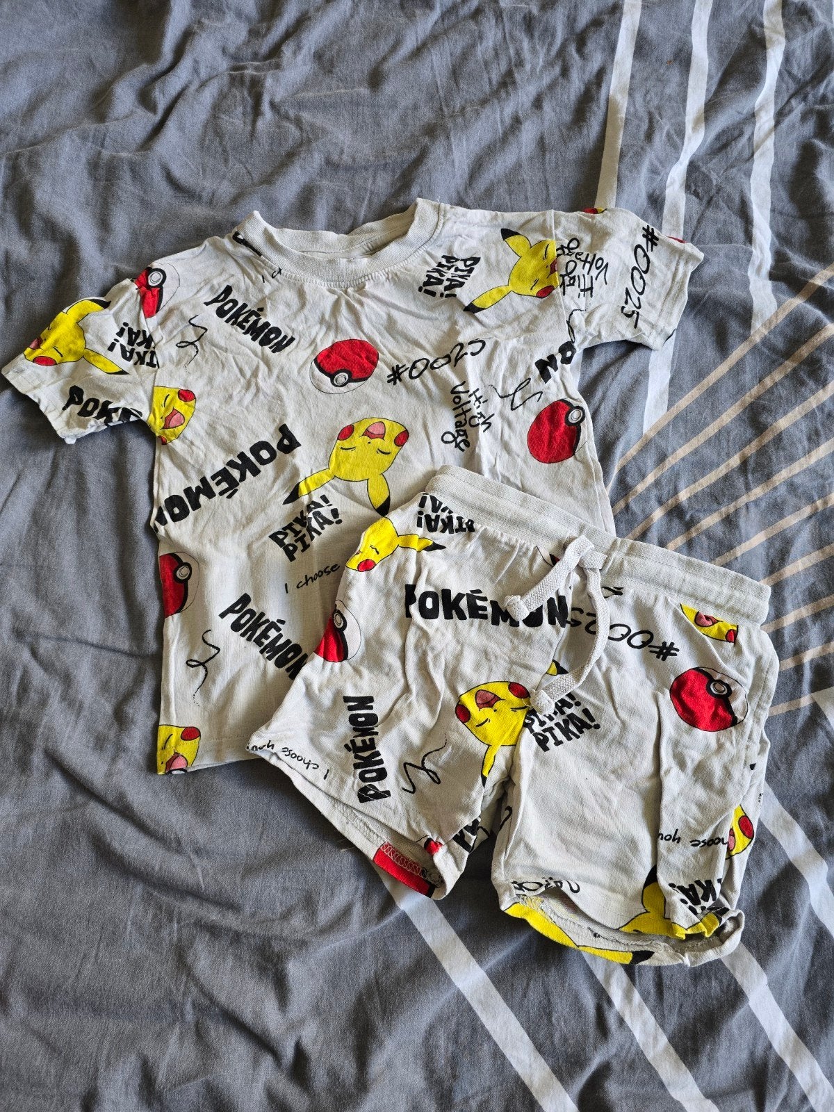 kleding pakket maat 104 jongens, Kleding | Heren, Ophalen of Verzenden, Gedragen, Overige maten, Meerkleurig