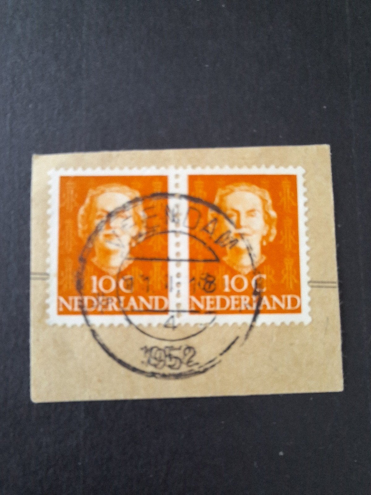 VEENDAM 4 op briefstukje, Postzegels en Munten, Ophalen of Verzenden, Nederland