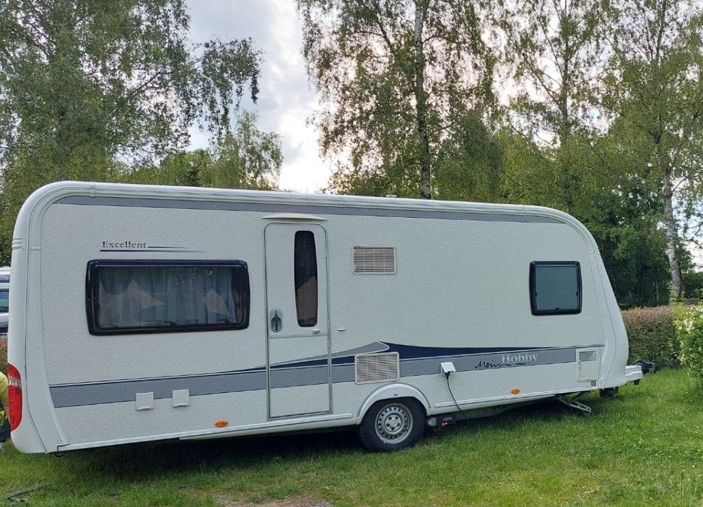 Hobby 540 UFe Excellent 2012 mover, voortent & fietsenrek, Rondzit, Hobby, Frans bed, Particulier