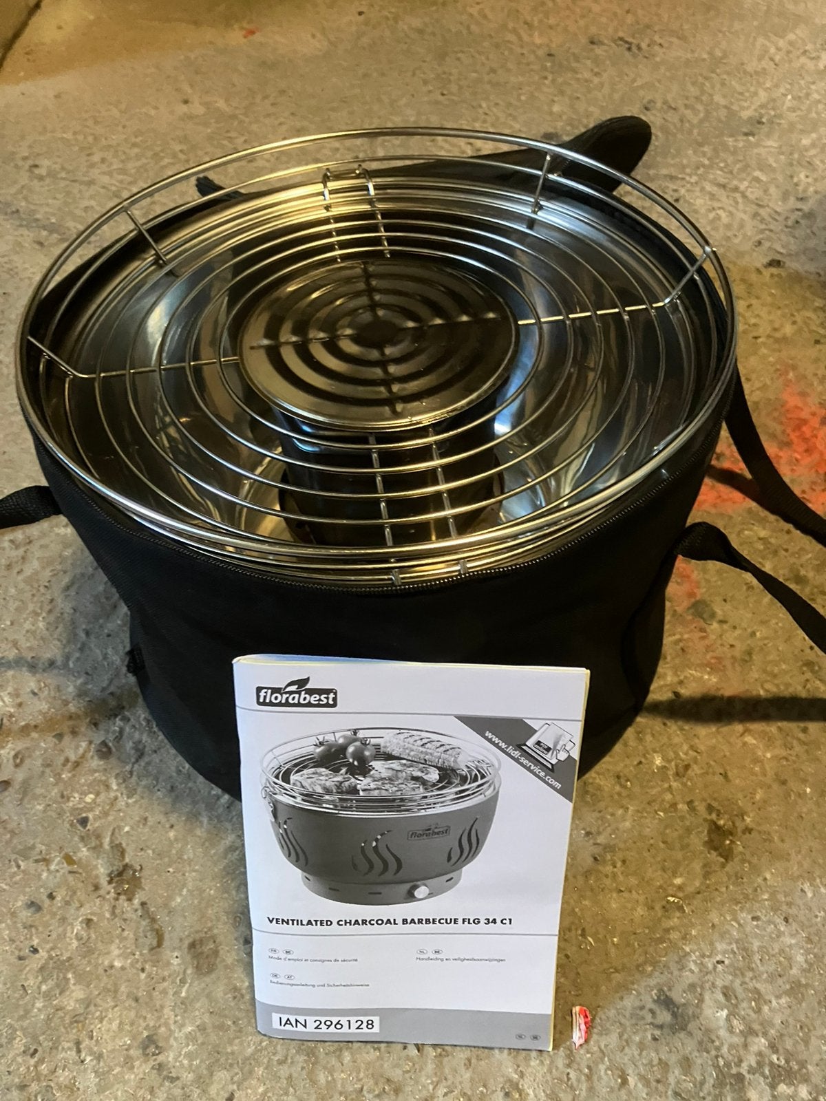 Houtskool barbeque met ventilator, Tuin en Terras, Houtskoolbarbecues, Ophalen, Zo goed als nieuw