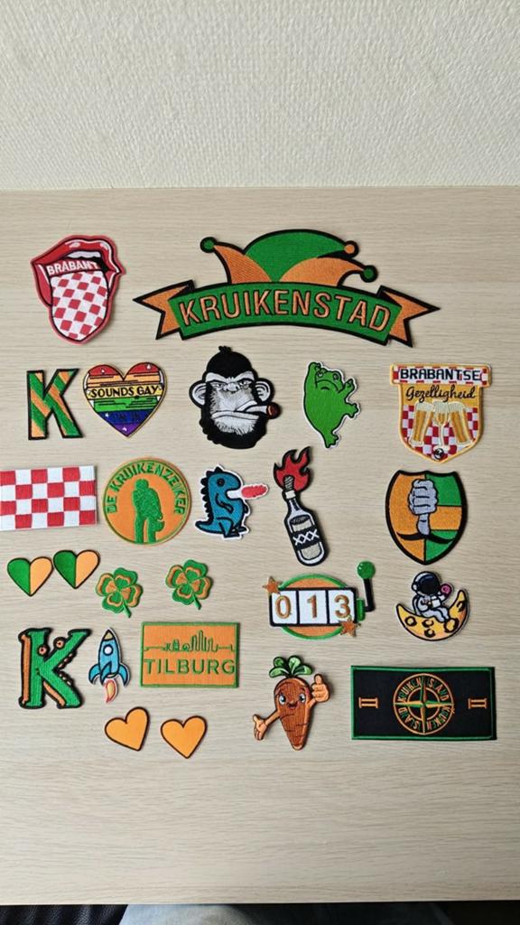 Carnavals emblemen Kruikenstad/ Brabant/ Tilburg, Ophalen of Verzenden, Versiering