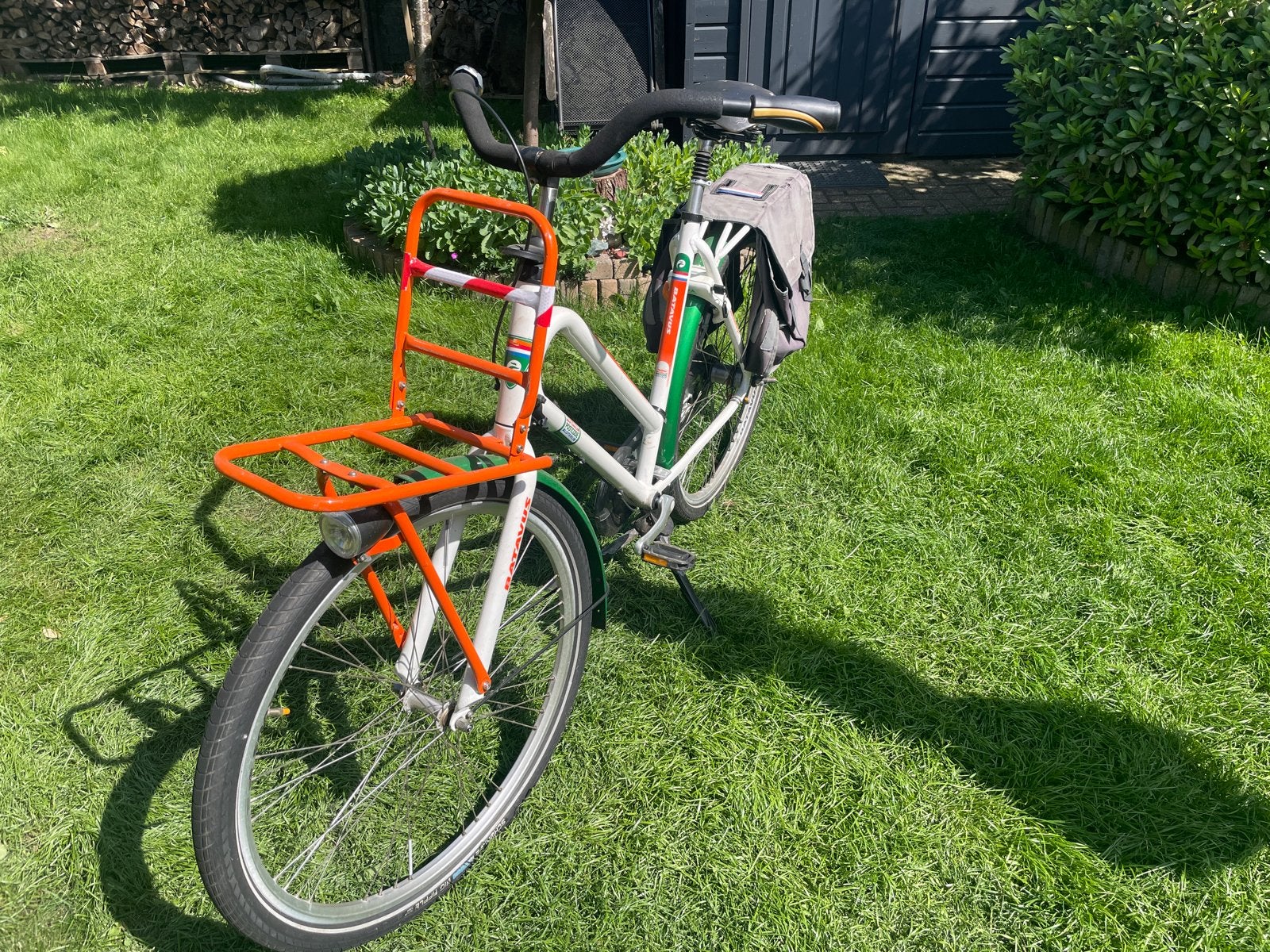 Postcode loterij fiets met Brooks zadel en voordrager, Ophalen, Versnellingen, Batavus, Trommelrem