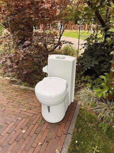 keurige Thetford casette toilet kunststof, Ophalen, Gebruikt
