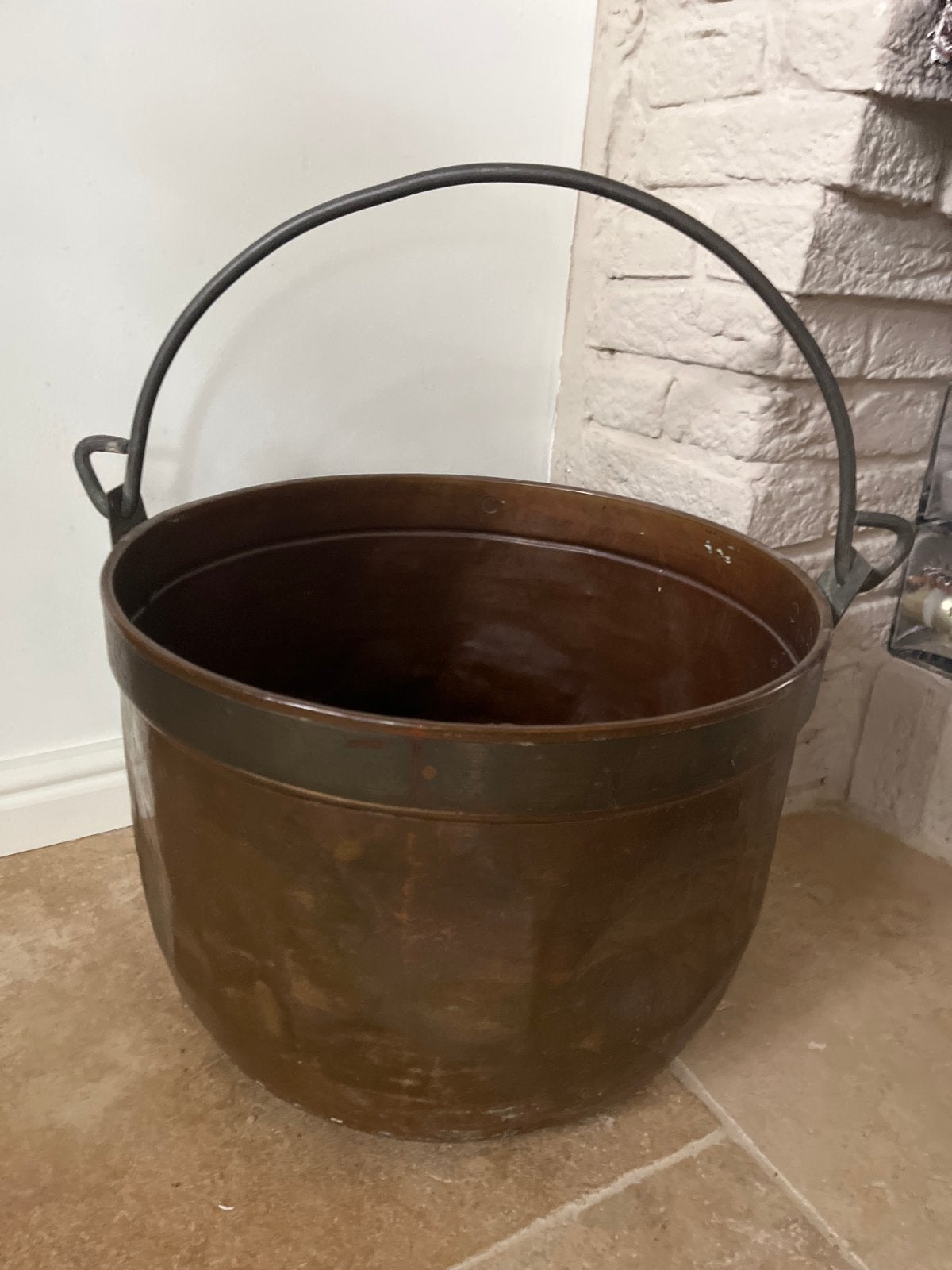 Grote koperen bak met hengsel - 42 cm doorsnee, Antiek en Kunst, Ophalen, Koper