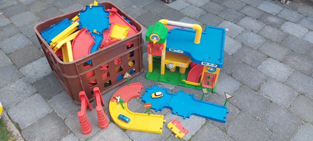 Autobaan met garage, Ophalen of Verzenden
