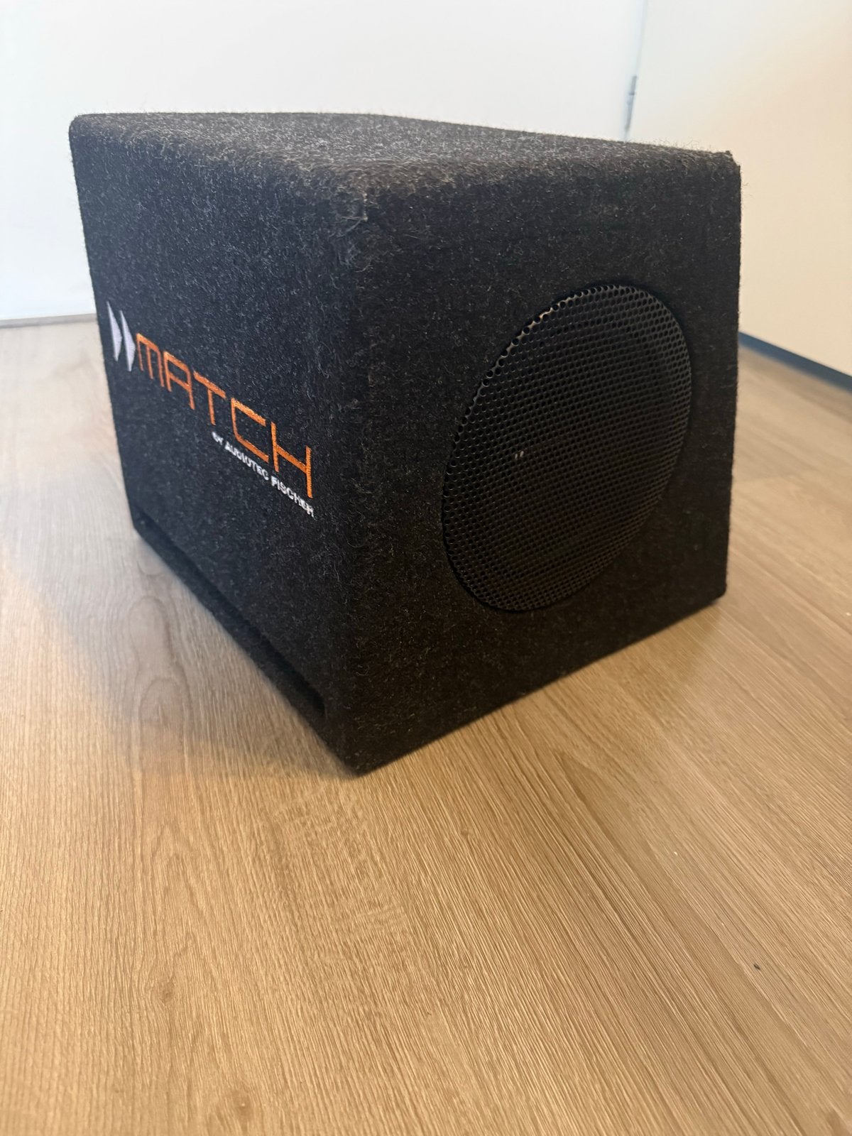 Match PP 7E-D Subwoofer - Compacte en Krachtige Bass, Auto diversen, Ophalen of Verzenden, Gebruikt
