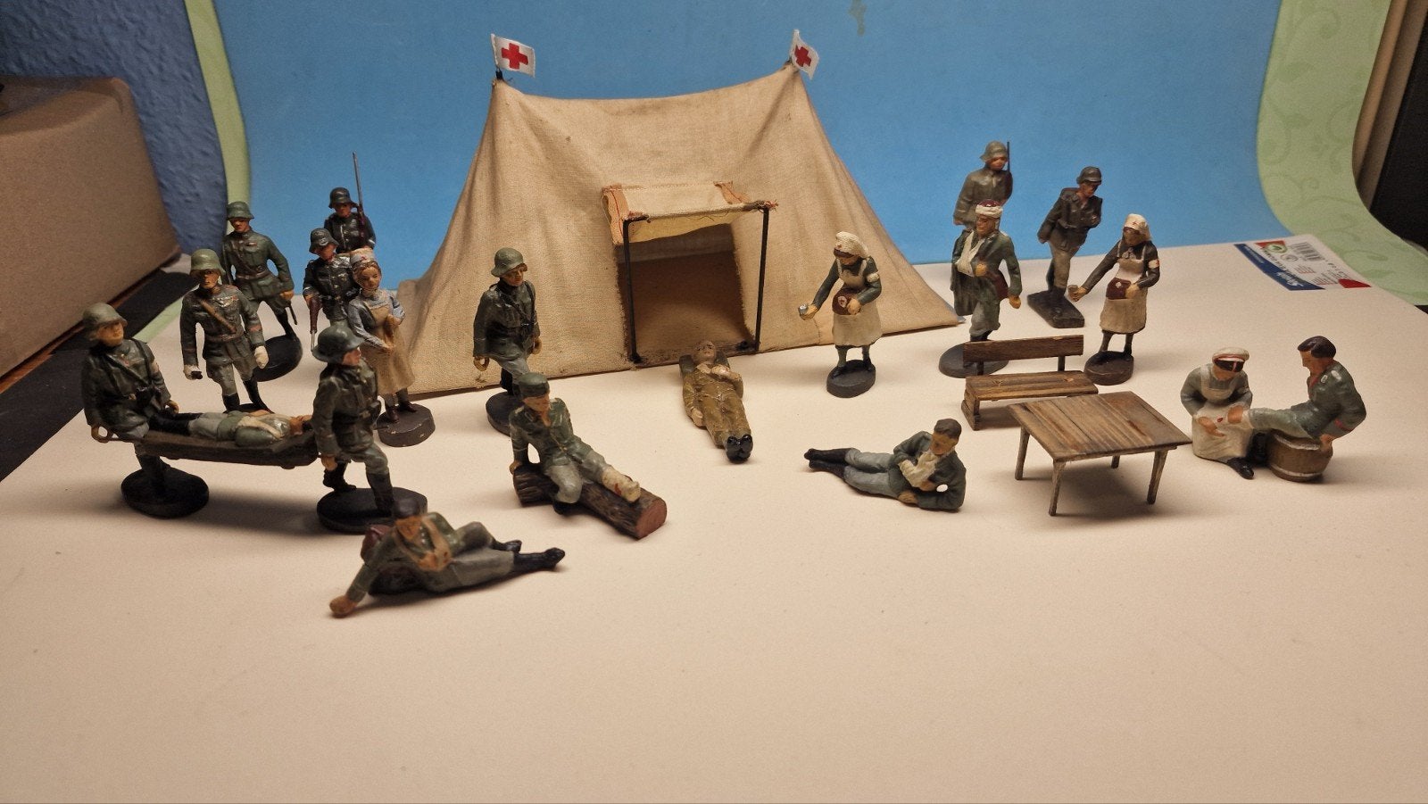 Ziekentent speelgoed soldaten jaren 30 elastolin, Ophalen of Verzenden