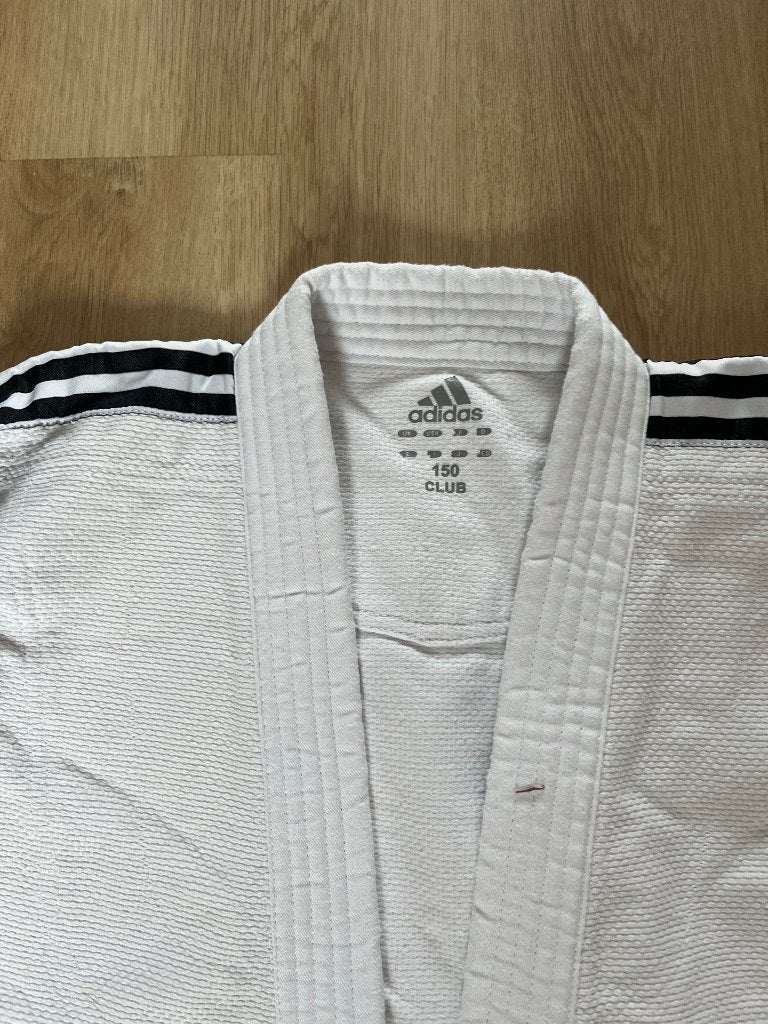 Judopak Adidas maat 150, Maat XS of kleiner, Ophalen, Judo