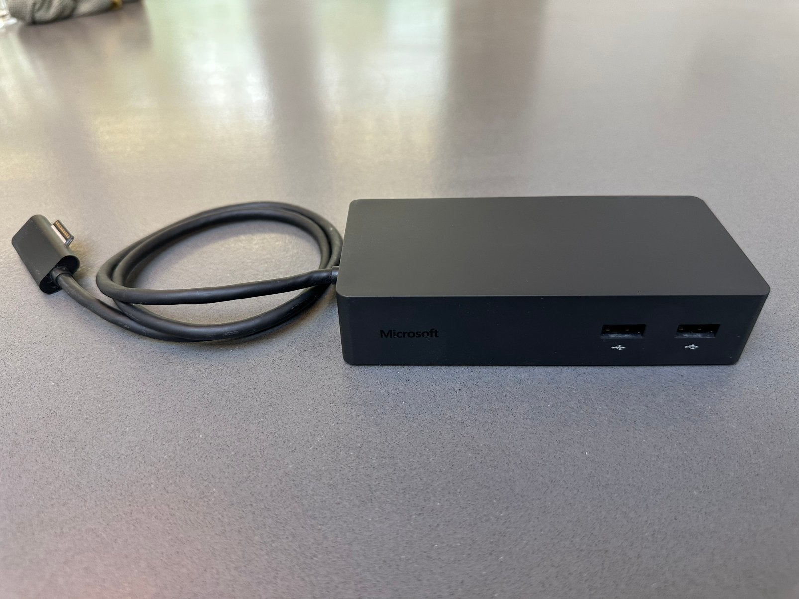 Microsoft Surface Dock 1661 + originele voeding – compleet, Computers en Software, Ophalen of Verzenden, Zo goed als nieuw