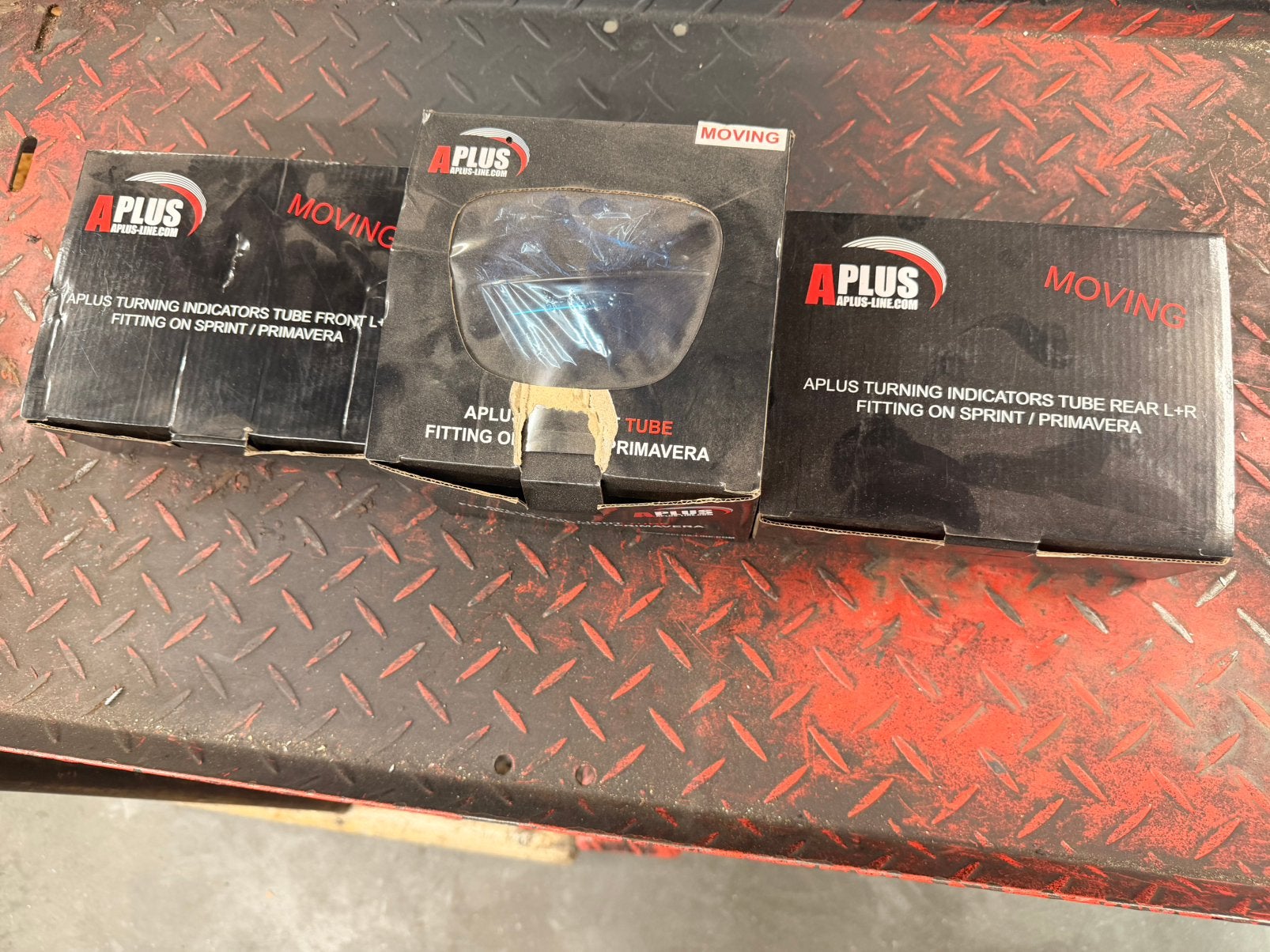 Knipperlicht set VESPA SPRINT aplus line moving NIEUW, Ophalen of Verzenden, Nieuw, Overige typen, Vespa
