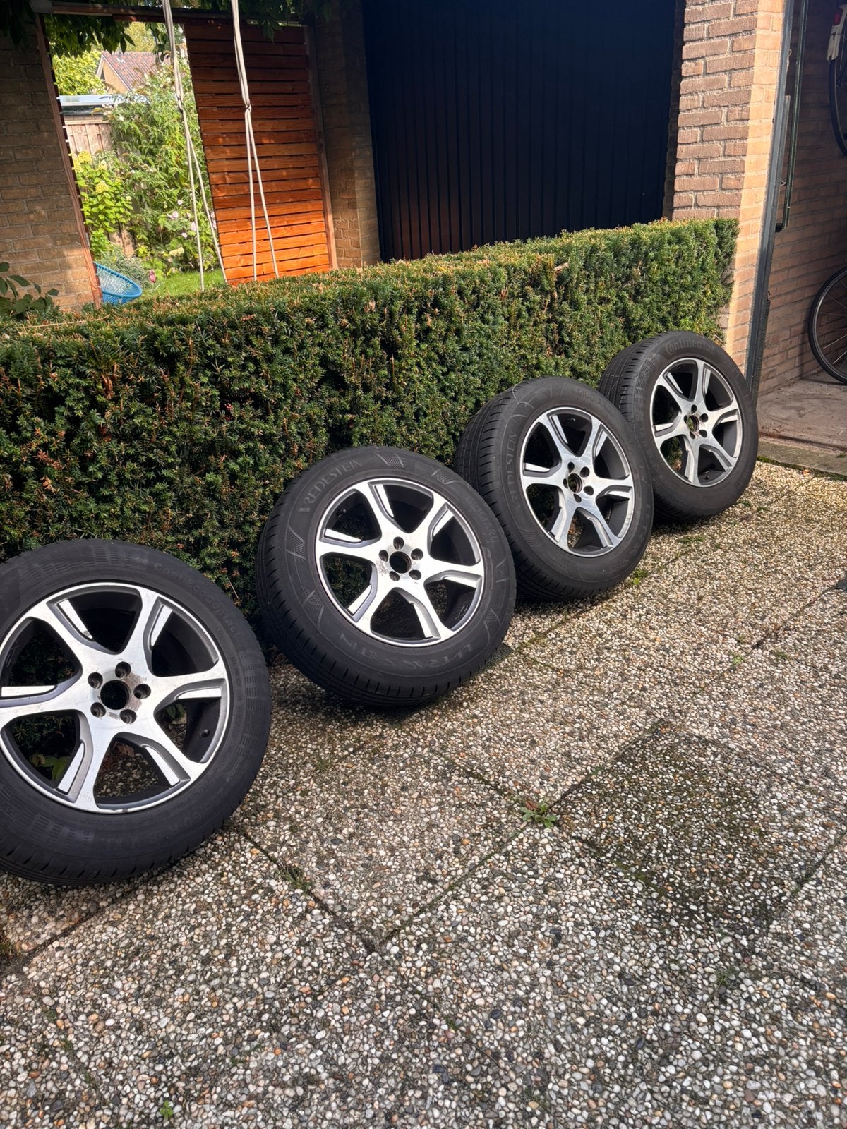 Volvo velgen zephyrus tbv XC60 XC70 met zomerbanden, Auto-onderdelen, Ophalen, 18 inch, Gebruikt, Banden en Velgen