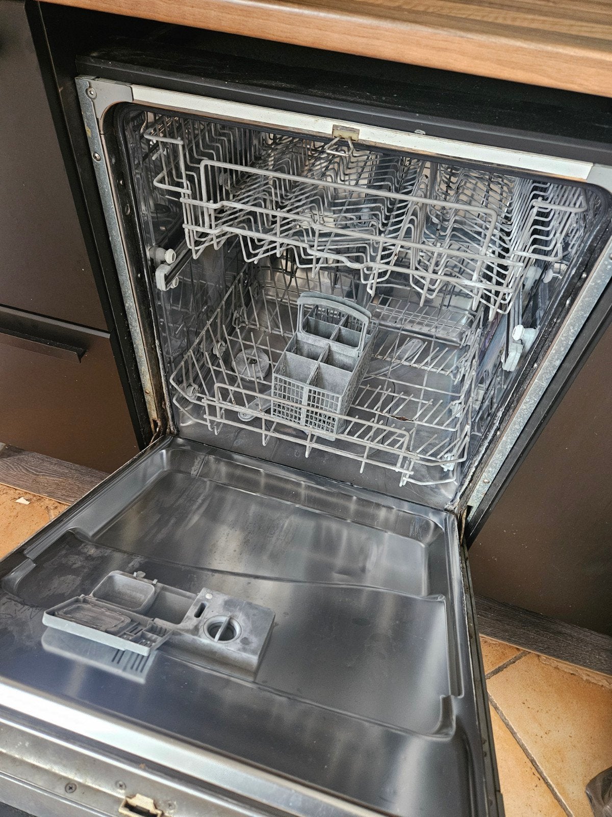 Vaatwasser defect - pompt niet af (gratis ophalen), Witgoed en Apparatuur, Ophalen, Niet werkend, Inbouw, 60 cm of meer