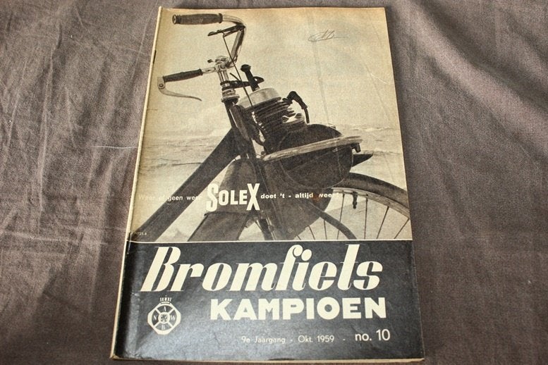Blad Bromfiets Kampioen oktober 1959 oa. Demm Velomatic, Fietsen en Brommers, Ophalen of Verzenden, Gebruikt